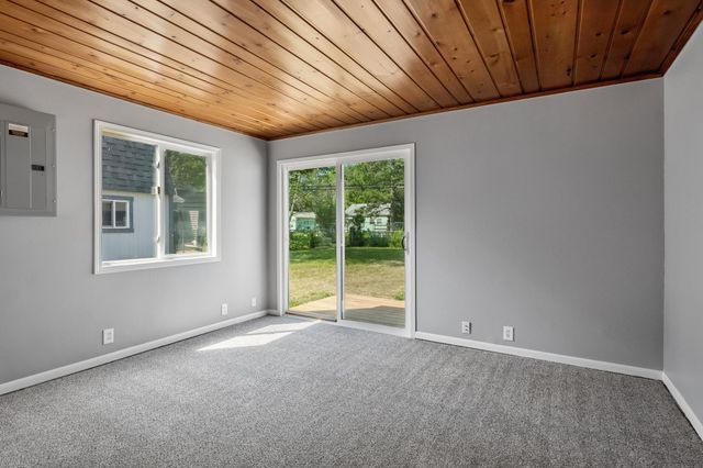 3417 Quail Avenue N, Crystal, MN 55422