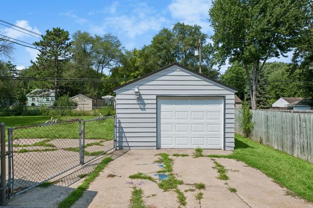 3417 Quail Avenue N, Crystal, MN 55422