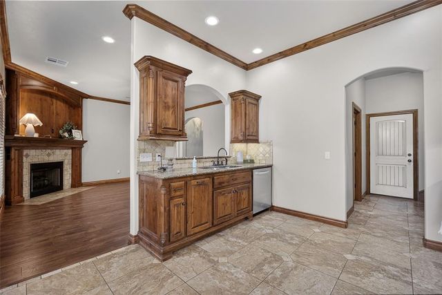 24995 Tanglewood Drive, Blanchard, OK 73010