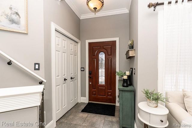 820 Quatro Lane, Leonard Village, MI 48367