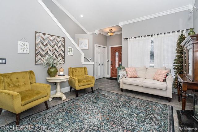 820 Quatro Lane, Leonard Village, MI 48367