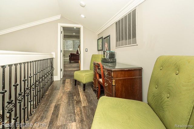 820 Quatro Lane, Leonard Village, MI 48367