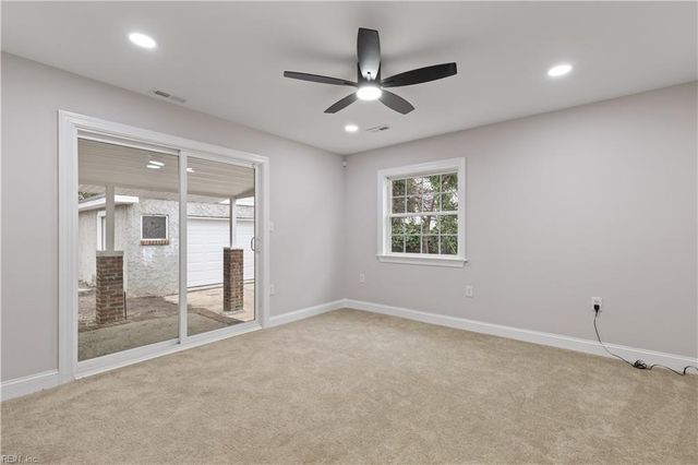 1124 24th ST, Newport News, VA 23607