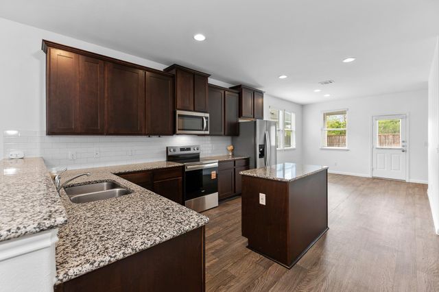 213 Michaelis DR, Leander, TX 78641