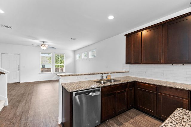 213 Michaelis DR, Leander, TX 78641