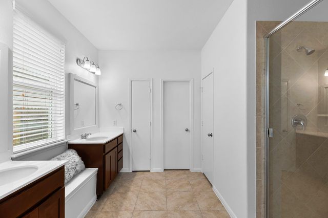 213 Michaelis DR, Leander, TX 78641