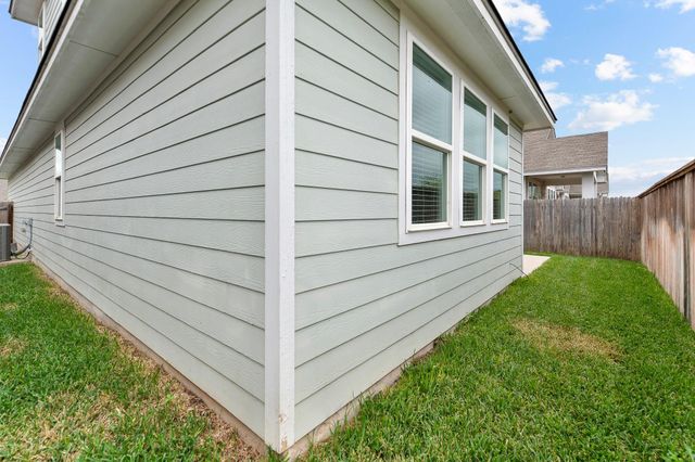 213 Michaelis DR, Leander, TX 78641