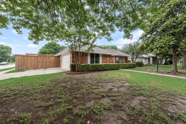 2201 Ridgewood Drive, Mckinney, TX 75071