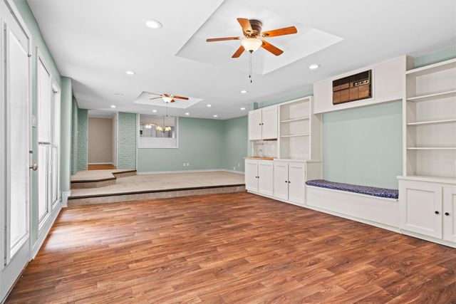 3744 Somerset Lane, Fort Worth, TX 76109