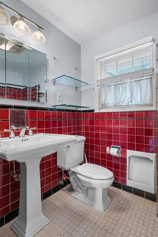 3744 Somerset Lane, Fort Worth, TX 76109