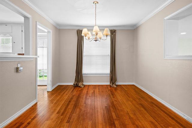 3744 Somerset Lane, Fort Worth, TX 76109