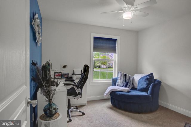 8 TANGLEWOOD DR, Mechanicsburg, PA 17050