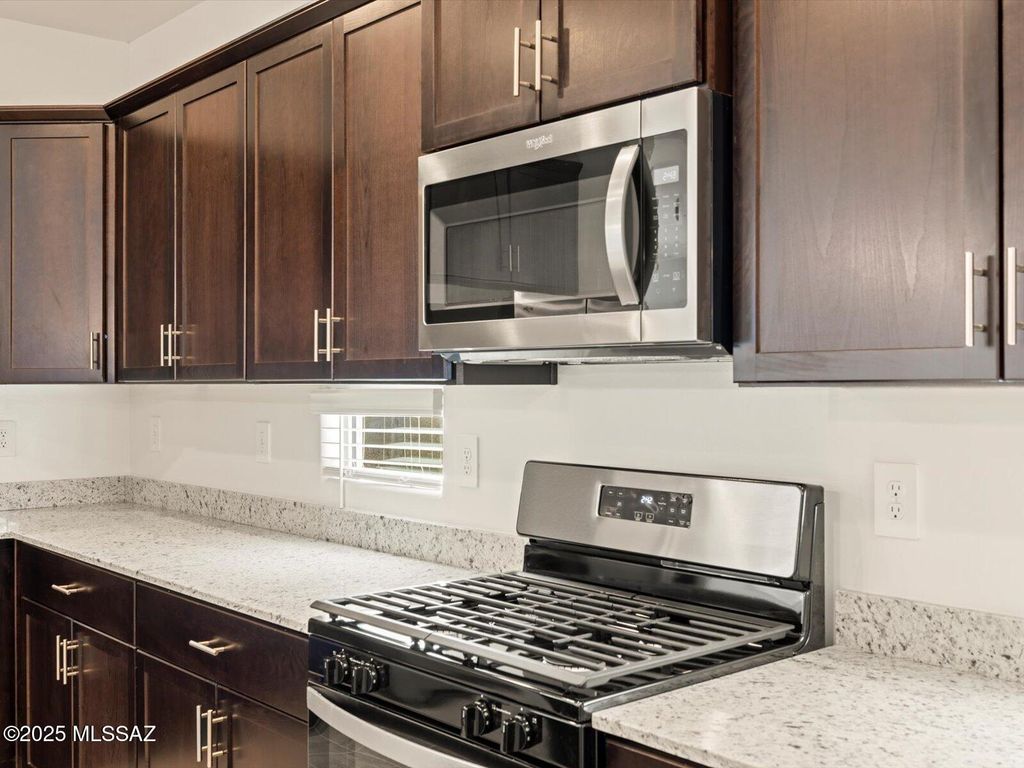 12583 E Remi Drive, Vail, AZ 85641