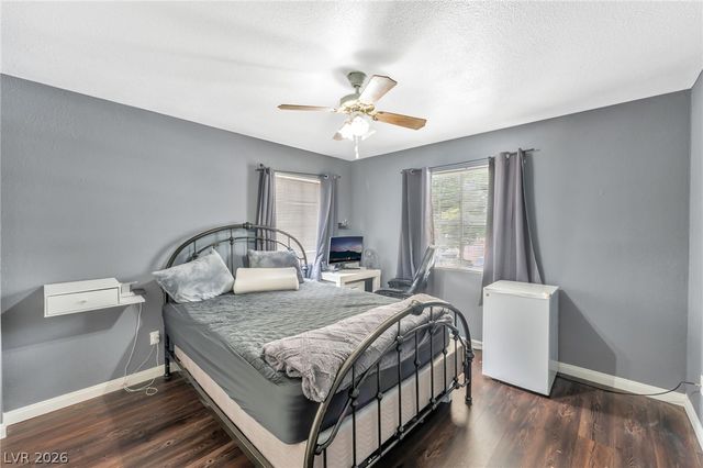 220 Mission Newport Lane 204, Las Vegas, NV 89107
