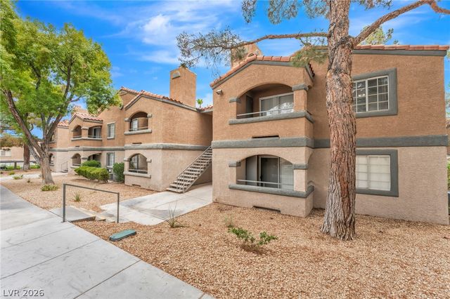 220 Mission Newport Lane 204, Las Vegas, NV 89107