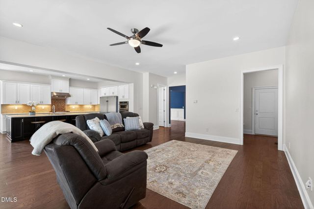 1213 Broadwing Bend Lane, Wake Forest, NC 27587