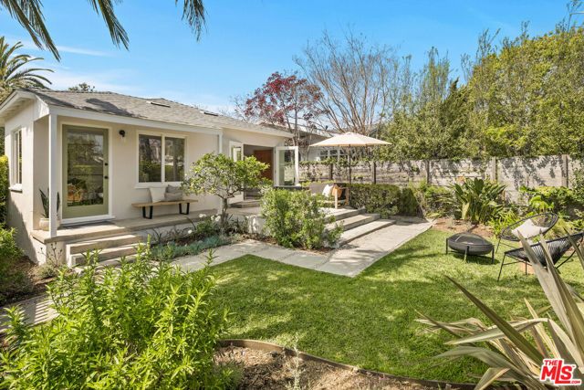 2477 Walnut Avenue, Venice (los Angeles), CA 90291