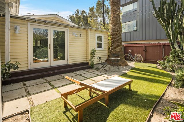 2477 Walnut Avenue, Venice (los Angeles), CA 90291