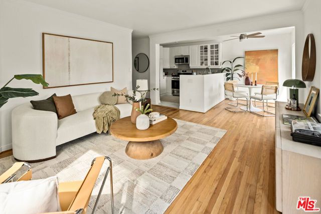 2477 Walnut Avenue, Venice (los Angeles), CA 90291