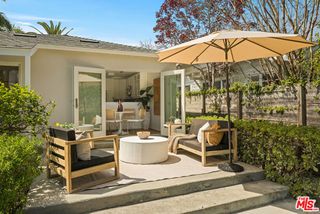 2477 Walnut Avenue, Venice (los Angeles), CA 90291