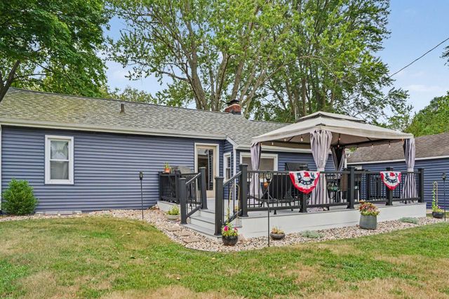 929 Bacon Avenue, Portage City, MI 49002