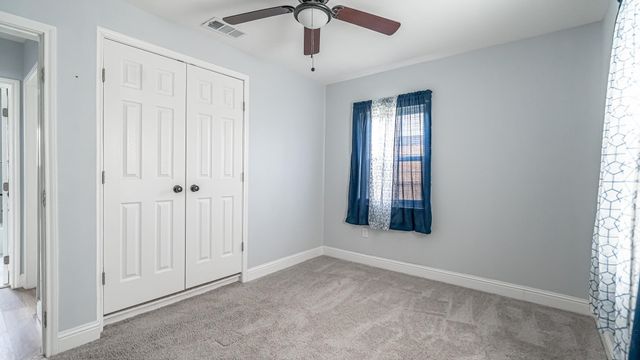 542 S Redford Lane, White Settlement, TX 76108