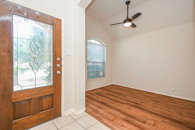 6030 Wildbriar Lane, Richmond, TX 77469