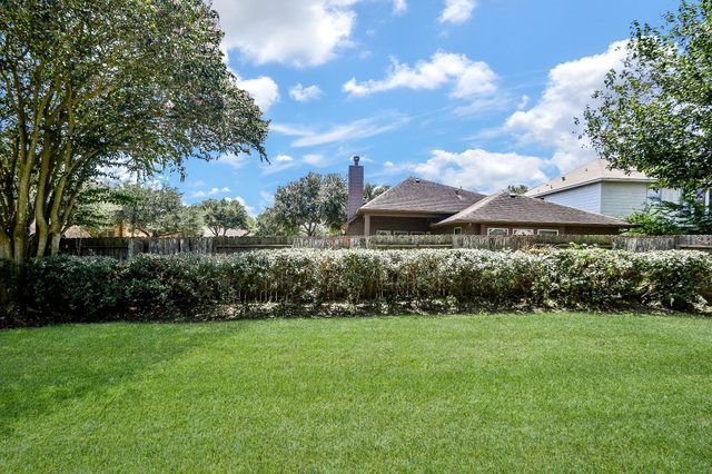 6030 Wildbriar Lane, Richmond, TX 77469