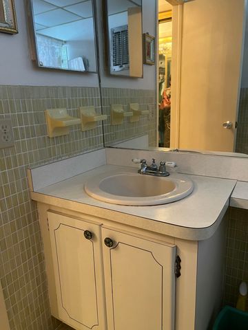 1321 NW 43rd Avenue 202, Lauderhill, FL 33313