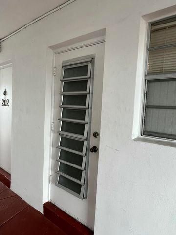 1321 NW 43rd Avenue 202, Lauderhill, FL 33313