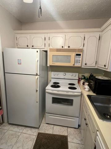 1321 NW 43rd Avenue 202, Lauderhill, FL 33313