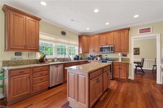 2748 Rex Lane LN, Virginia Beach, VA 23456
