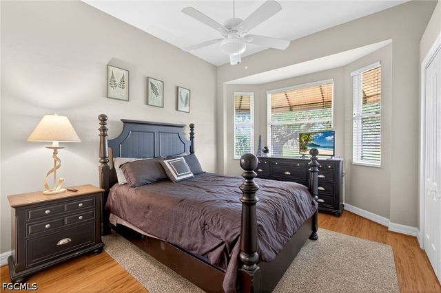 1217 SW 18th ST, Cape Coral, FL 33991