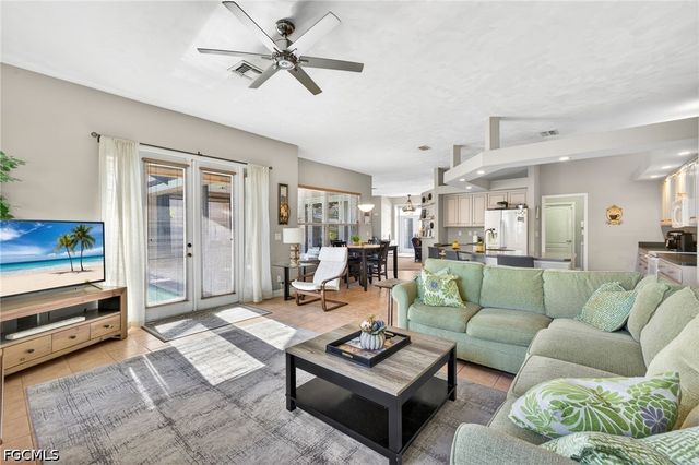 1217 SW 18th ST, Cape Coral, FL 33991