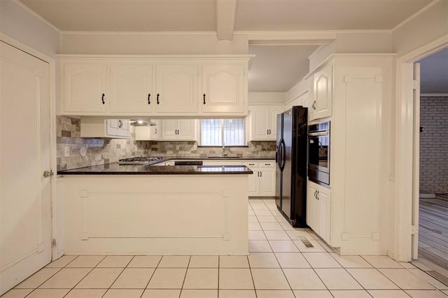 2109 NW 43rd Street, Oklahoma City, OK 73112