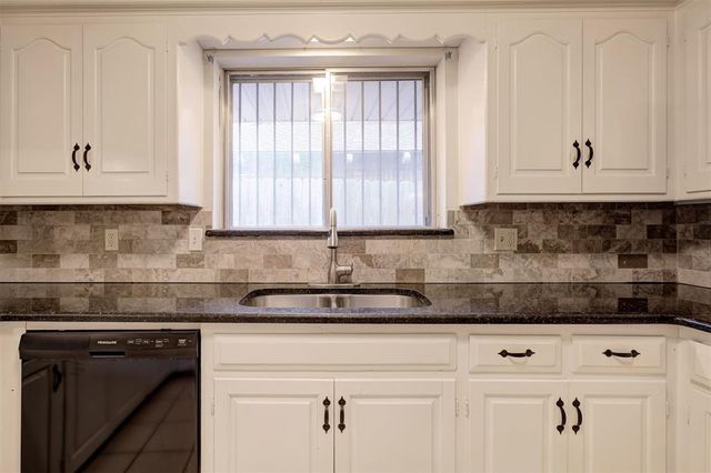 2109 NW 43rd Street, Oklahoma City, OK 73112