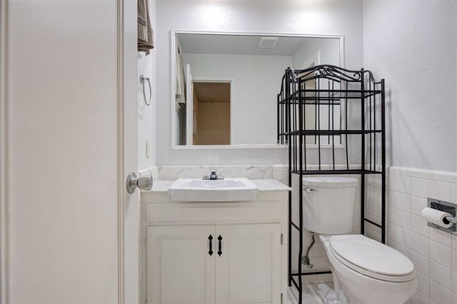 2109 NW 43rd Street, Oklahoma City, OK 73112