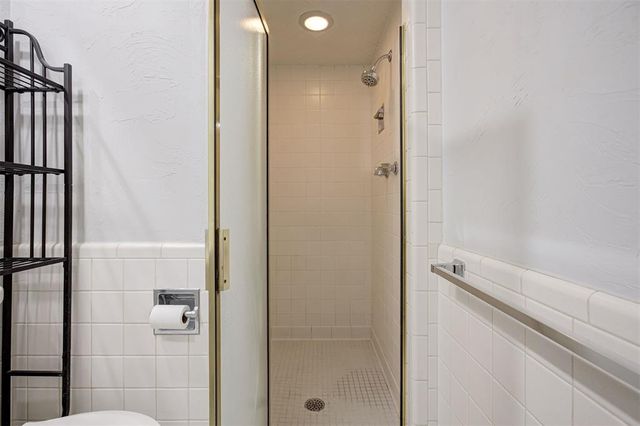 2109 NW 43rd Street, Oklahoma City, OK 73112