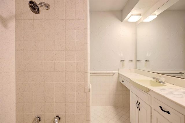 2109 NW 43rd Street, Oklahoma City, OK 73112