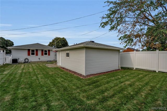 149 Desmond Drive, Tonawanda, NY 14150