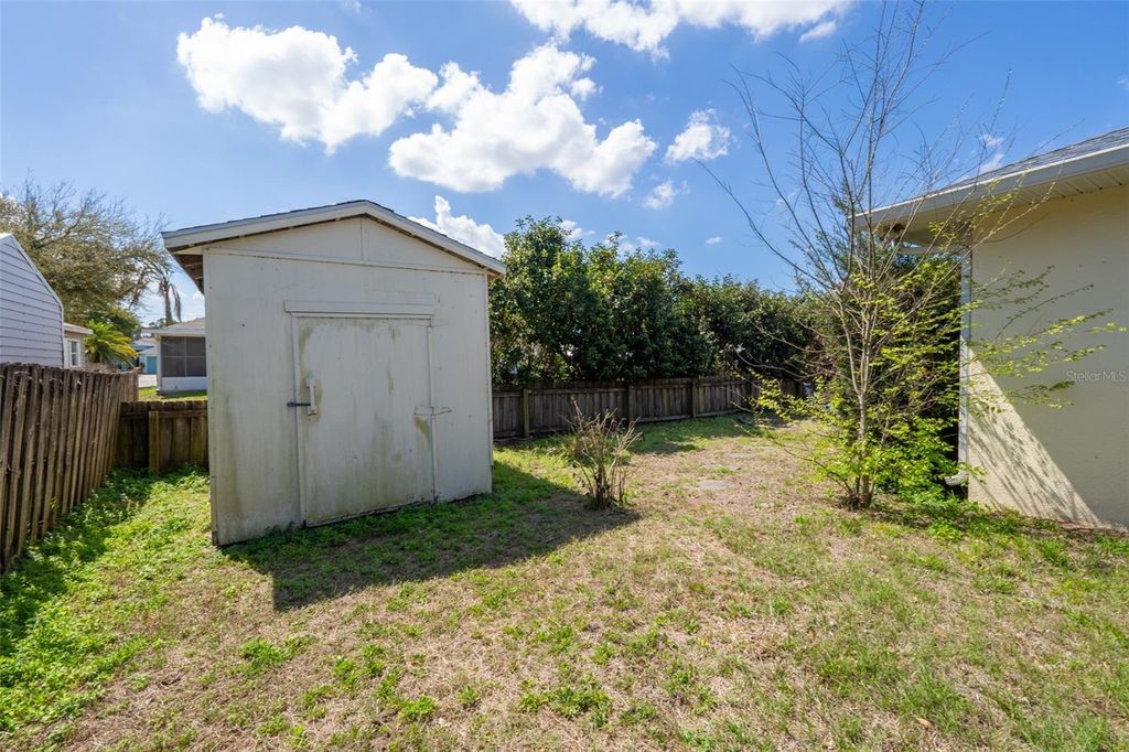 Image 28 of property listing at 3331 CRAGGY BLUFF PLACE, Cocoa, FL 32926