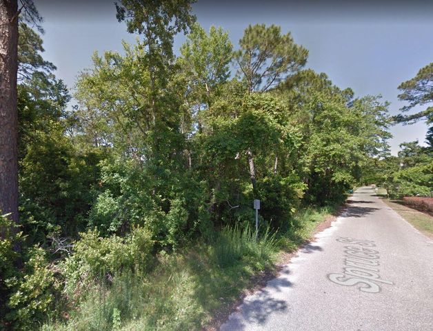 5374 Spruce Street, Gulf Breeze, FL 32563
