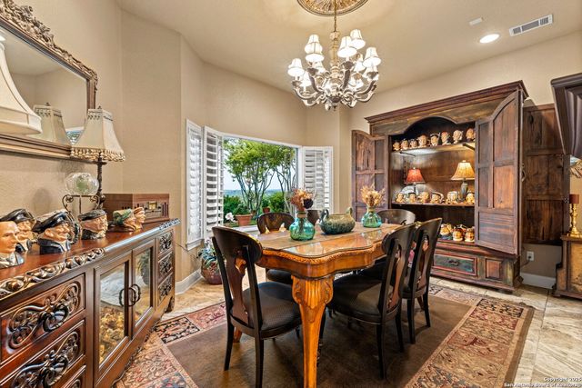 948 Cougar, Canyon Lake, TX 78133