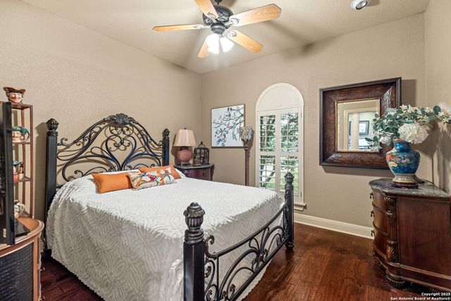 948 Cougar, Canyon Lake, TX 78133