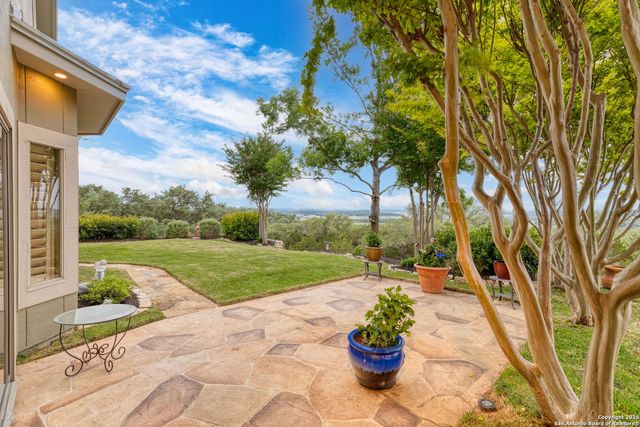 948 Cougar, Canyon Lake, TX 78133
