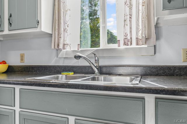 3099 W Yankee Road, Sand Creek, MI 49279