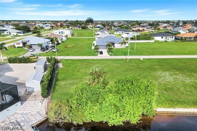 1207 NW 35TH AVE, Cape Coral, FL 33993