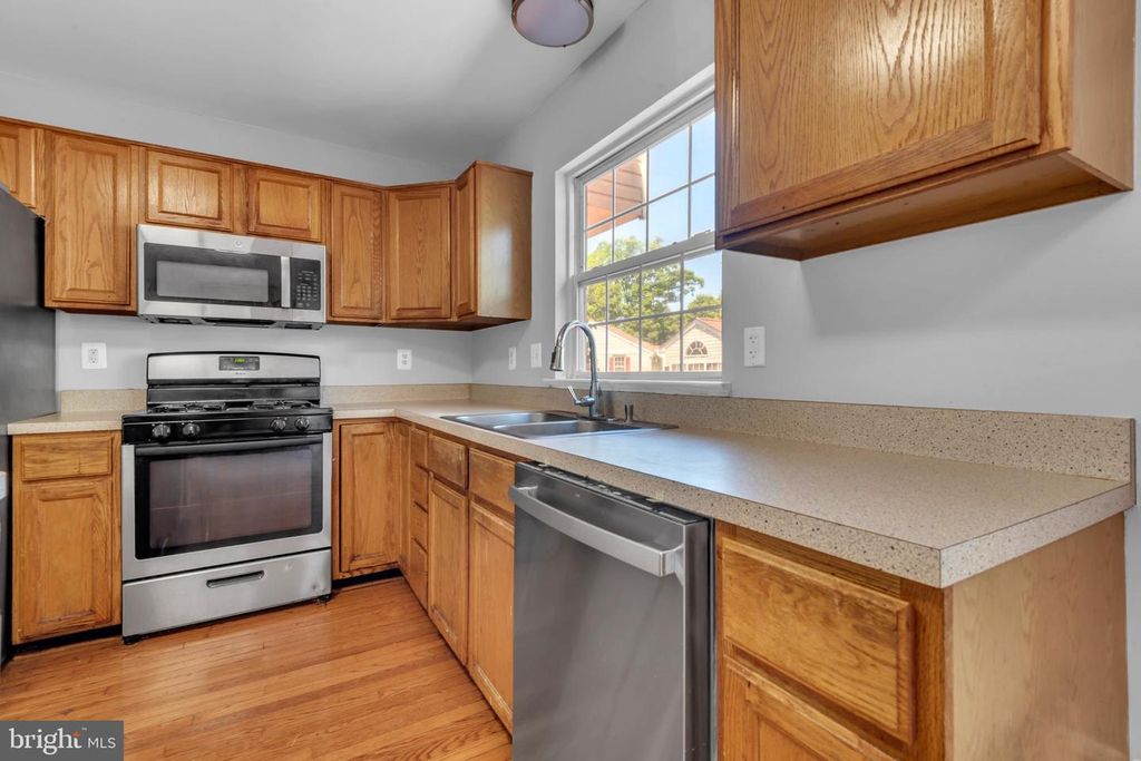 Image 13 of property listing at 12217 SWEETWOOD PL, Waldorf, MD 20602