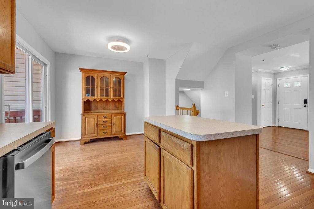 Image 15 of property listing at 12217 SWEETWOOD PL, Waldorf, MD 20602