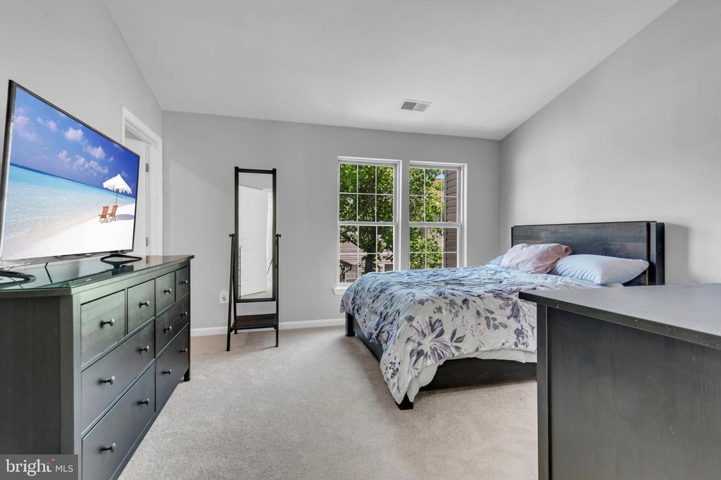 Image 17 of property listing at 12217 SWEETWOOD PL, Waldorf, MD 20602